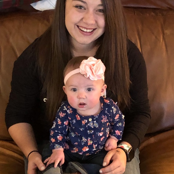 Meet your Posher, Mikaela - Picture 5 of 8